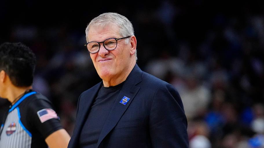 Geno Auriemma is spitting Caitlin Clark facts others are scared to say