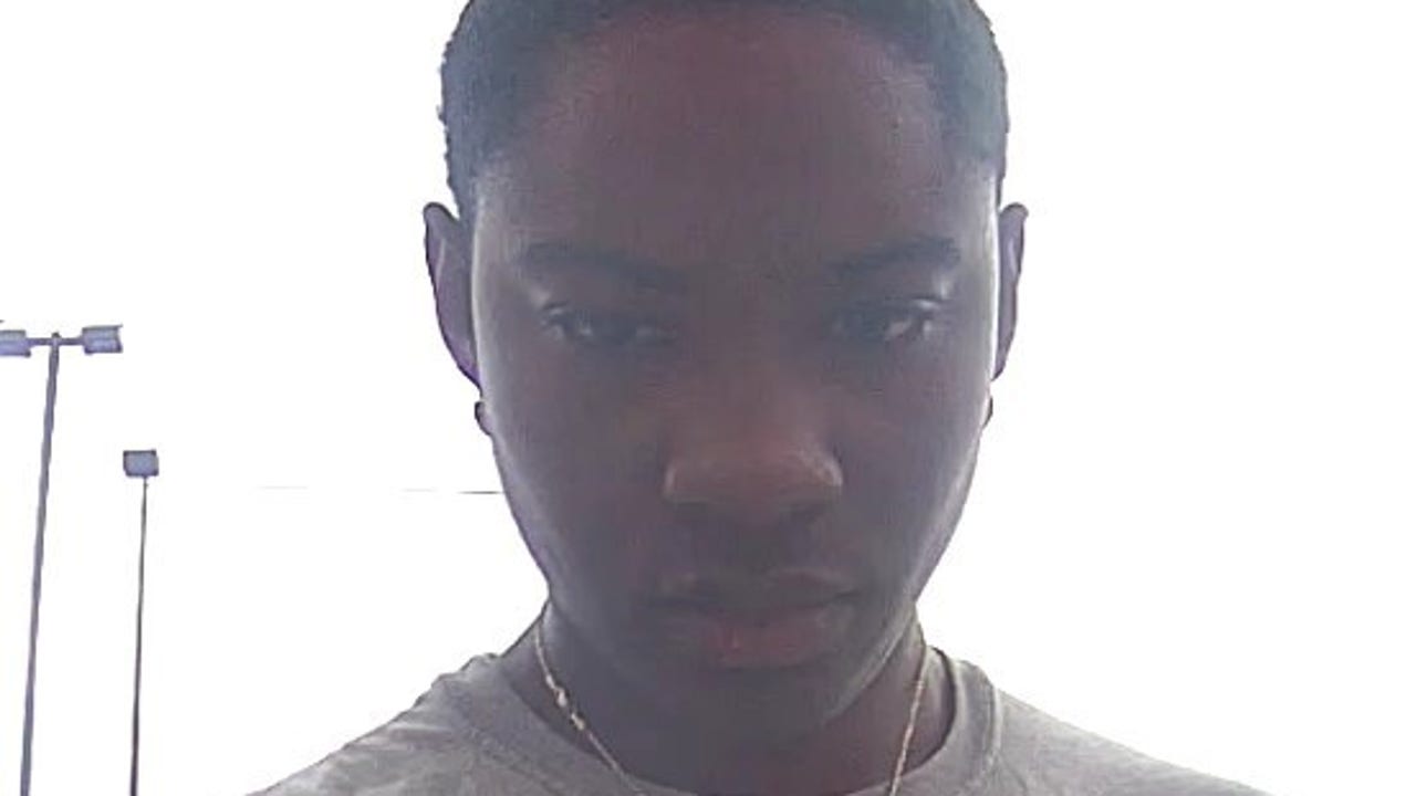 Downtown Austin crime: APD searching for suspect in connection with ...