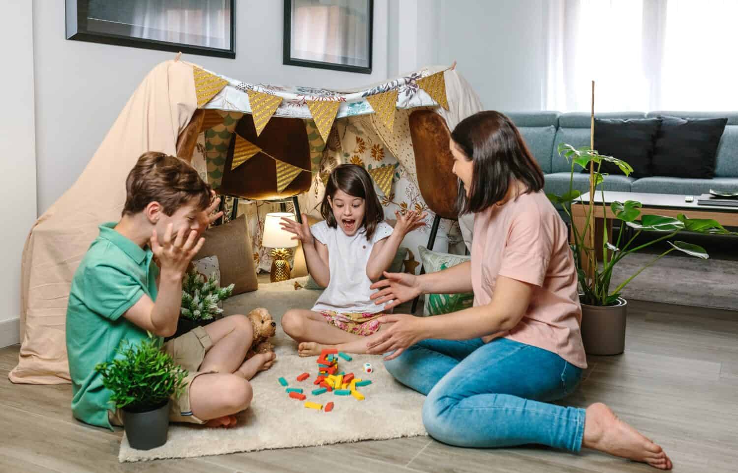 5 simple tips for saving money as a family without sacrificing fun