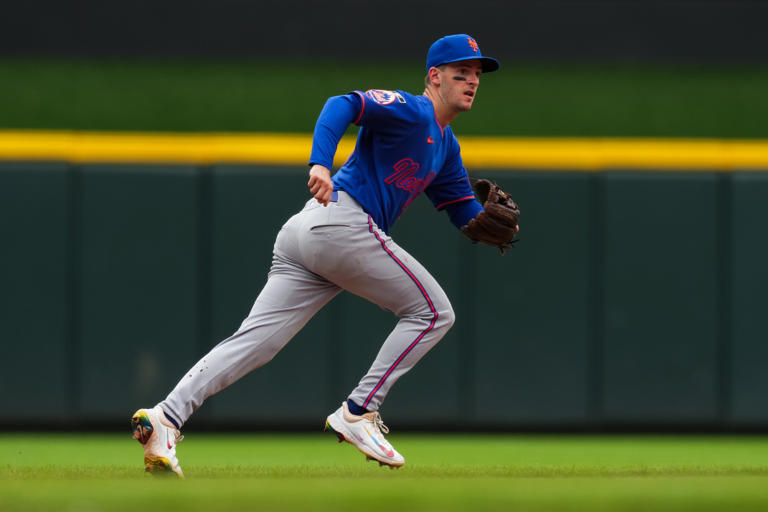 Mets select Zack Short