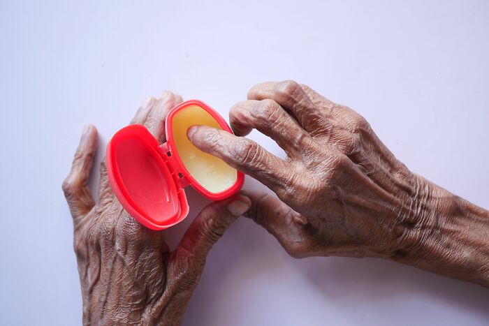 42 Everyday Items People Secretly Use For Entirely Different Purposes