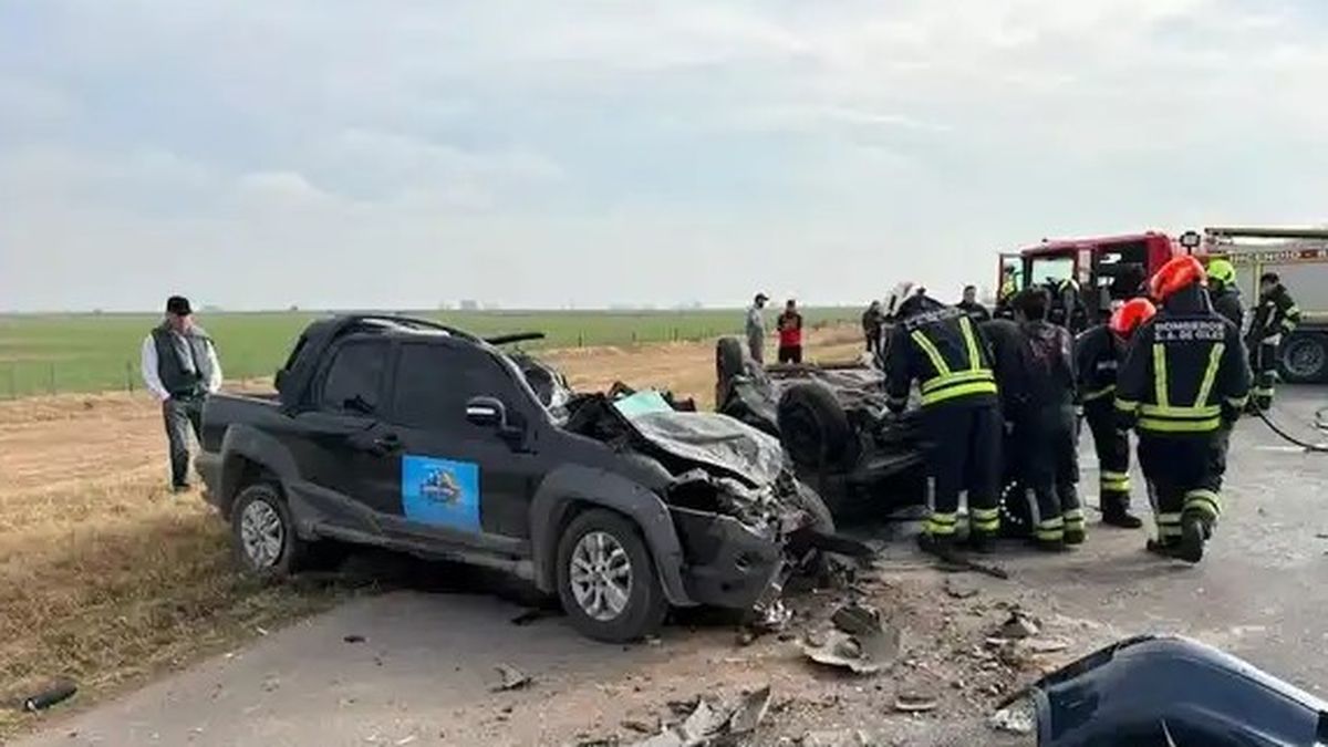 Choque fatal: tres muertos y dos heridos graves tras una colisión entre ...