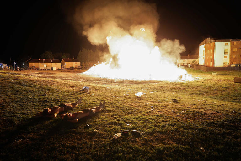 Bonfires lit across Northern Ireland to herald the start of a weekend ...