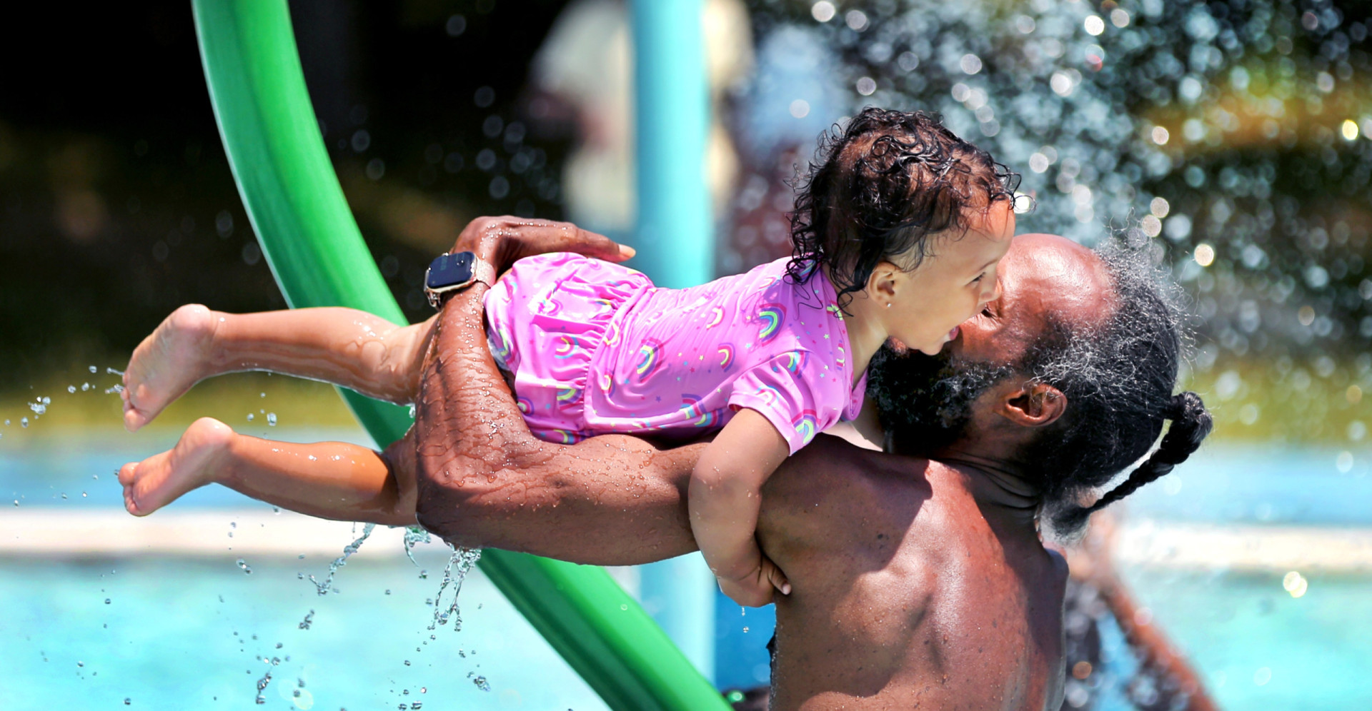 Poolside precautions: what to avoid for a safe swim