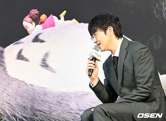 PHOTO】鈴木敏夫も登場! ソン・シギョン＆MeloMance チョン・ドン