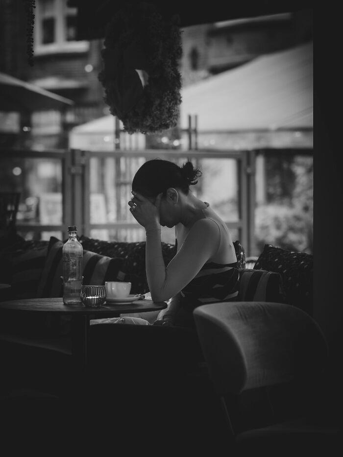 53 Things Bartenders Overheard That They Wish They Could Forget