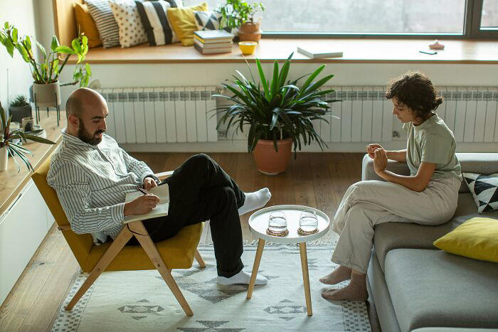 Mansplaining Moments: 61 Times Men Got It Completely Wrong