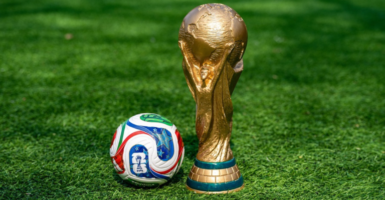 Adidas enthüllt TRIONDA FINAL: Der Ball für den Ruhm der ...