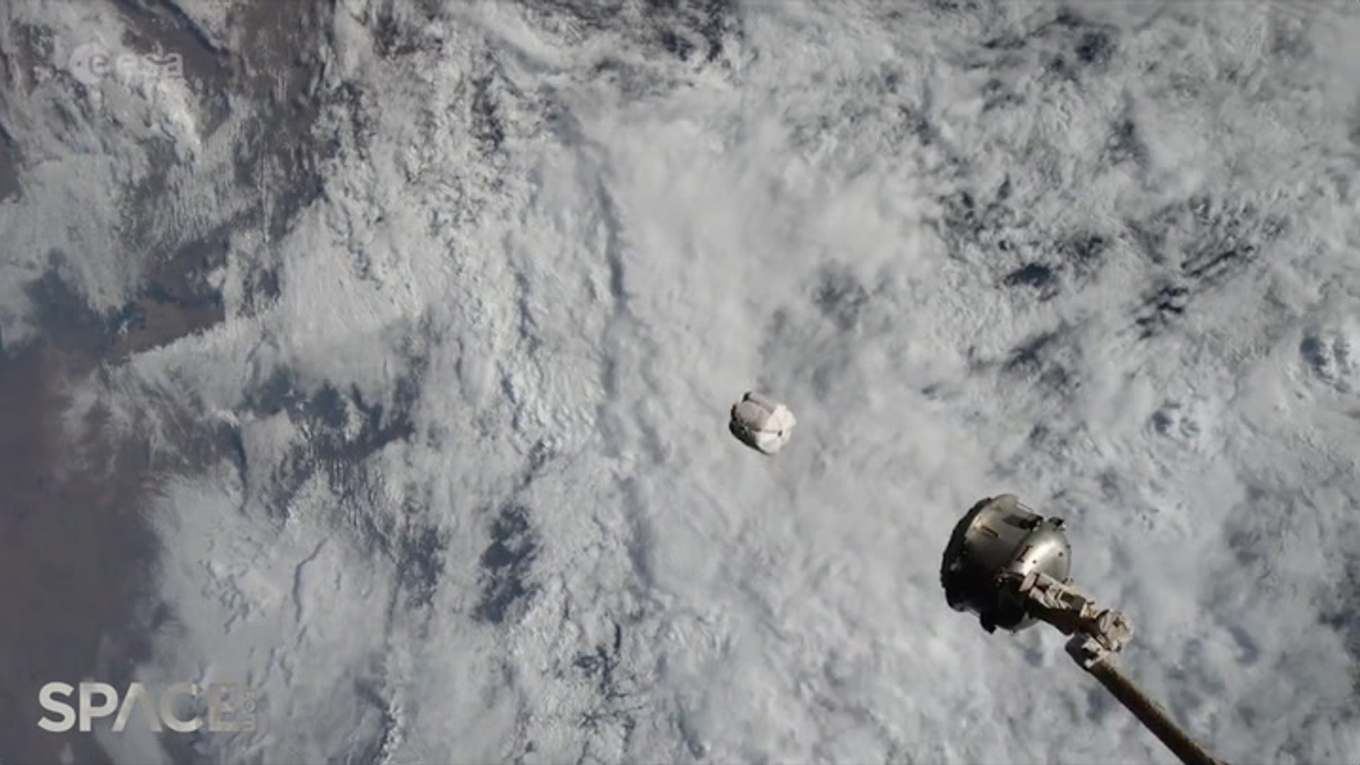 Watch this technique showing how trash is disposed from space station