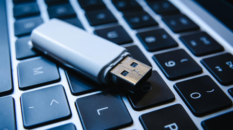 Here's why movies didn't move to USB drives after DVDs