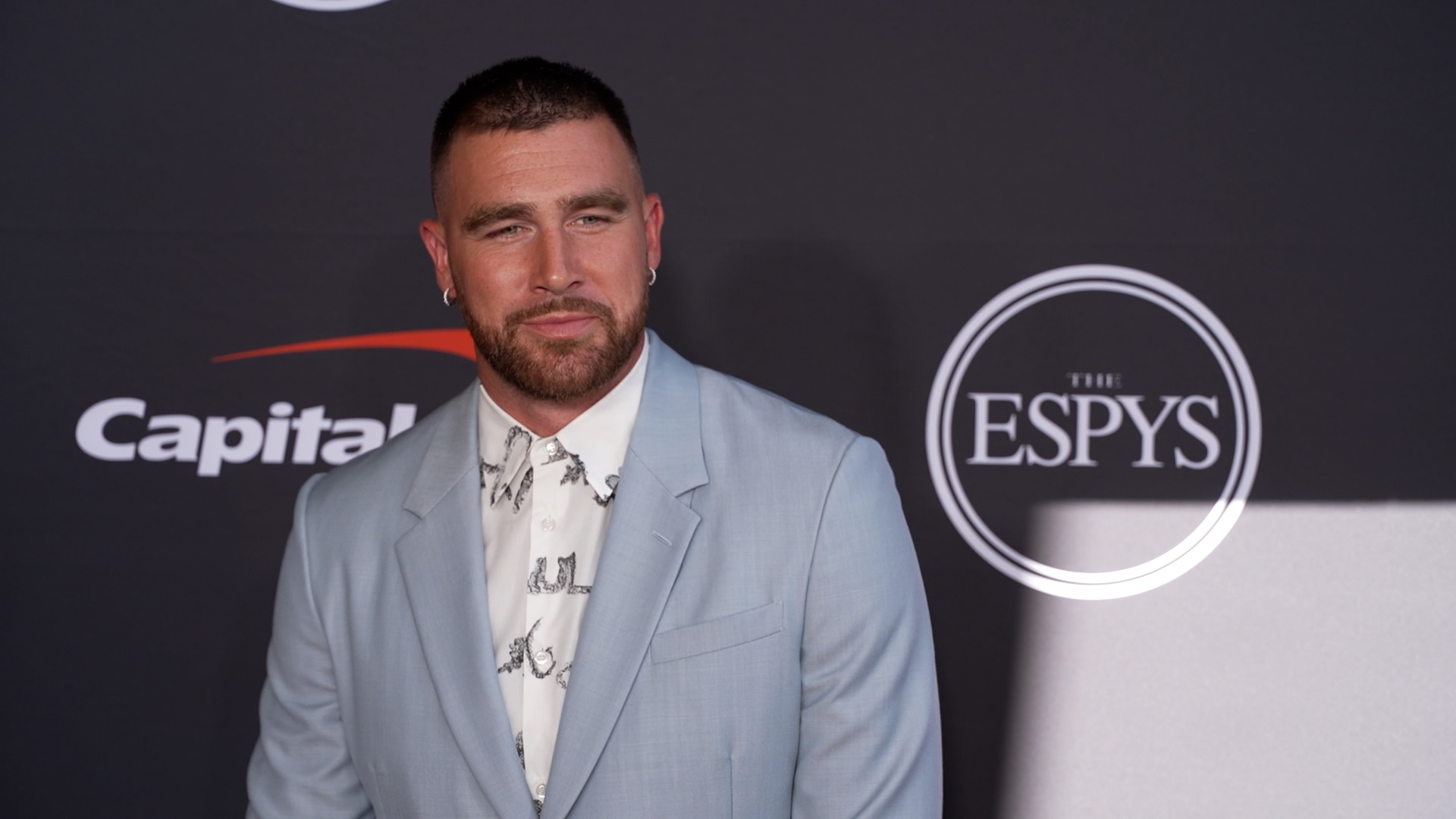 Travis Kelce könnte auf dem Weg zur Fashion Week sein