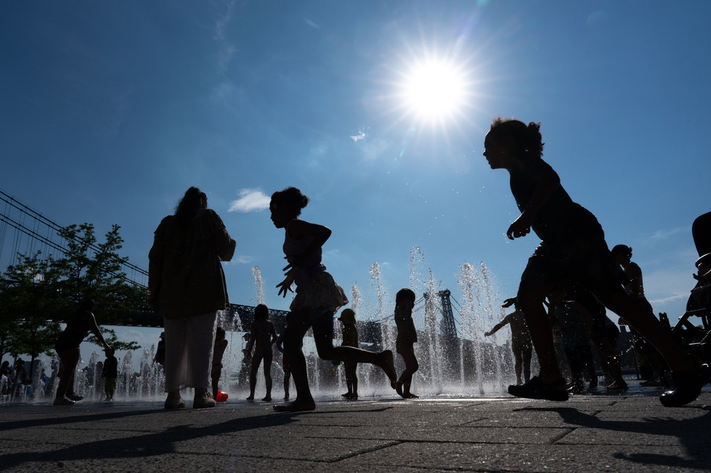 Dangerous heat wave is building, will bring oppressive temperatures to ...