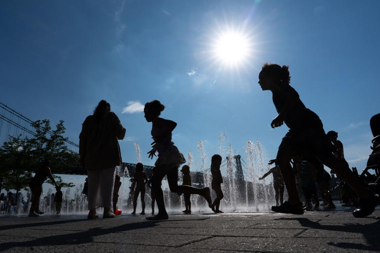 Dangerous heat wave is building, will bring oppressive temperatures to ...