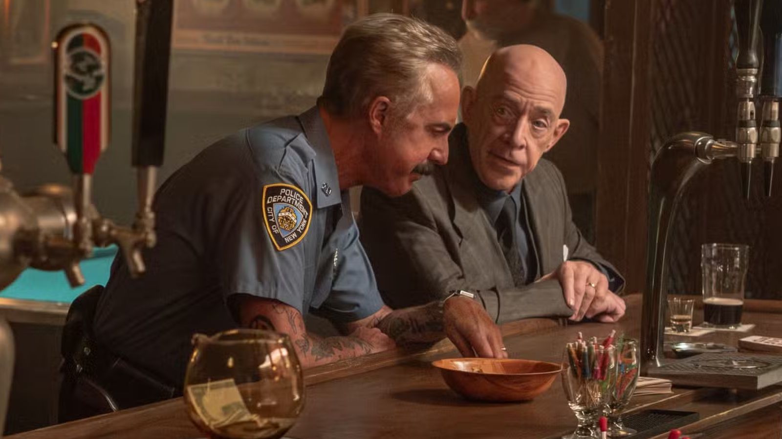 In just 1 day, Titus Welliver & JK Simmons' new crime drama is officially the No. 1 show after strong RT score