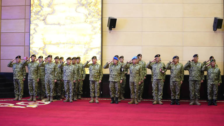 Biodata 6 Laksda TNI AL yang naik pangkat, ini jabatan dan latar ...
