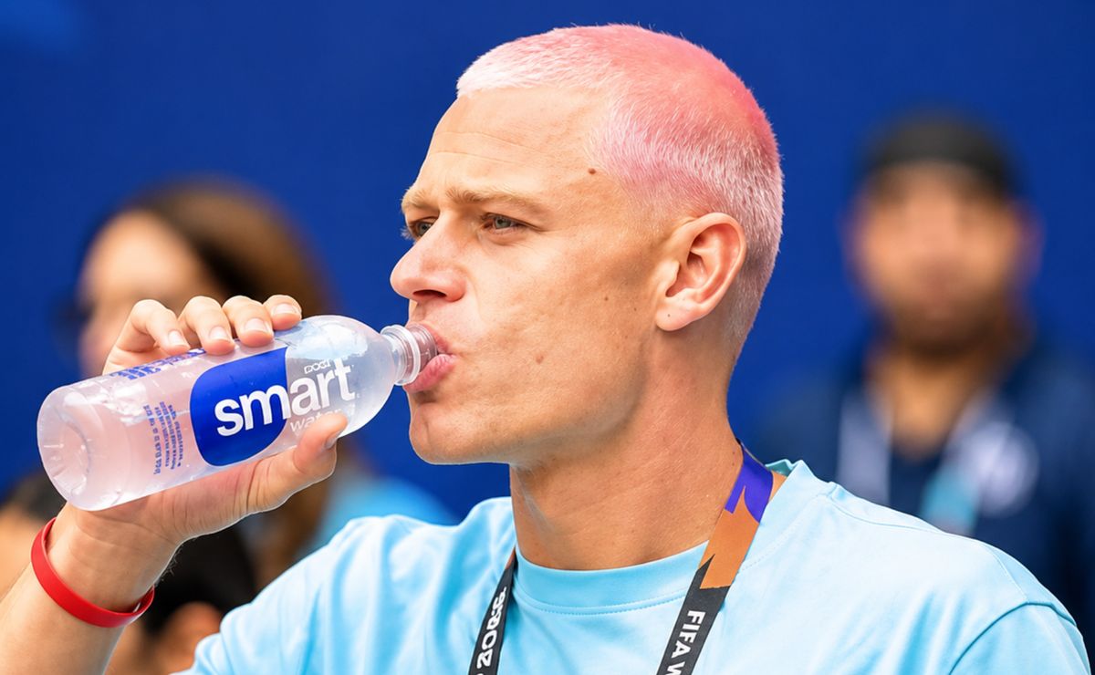 ¿Quién es Julian Ryerson, el jugador con el pelo teñido de rosa en ...