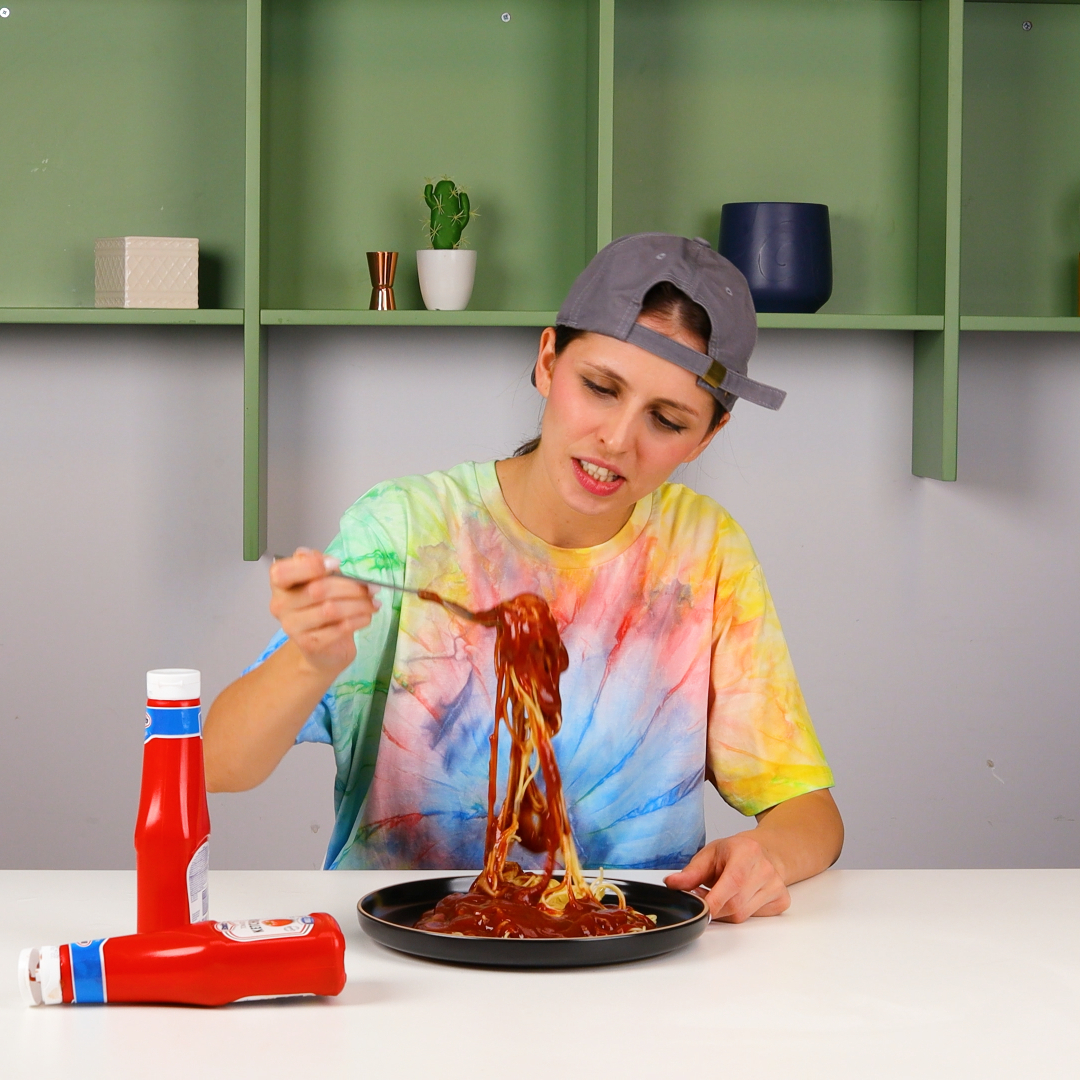 How different countries eat spaghetti! 🍝😂