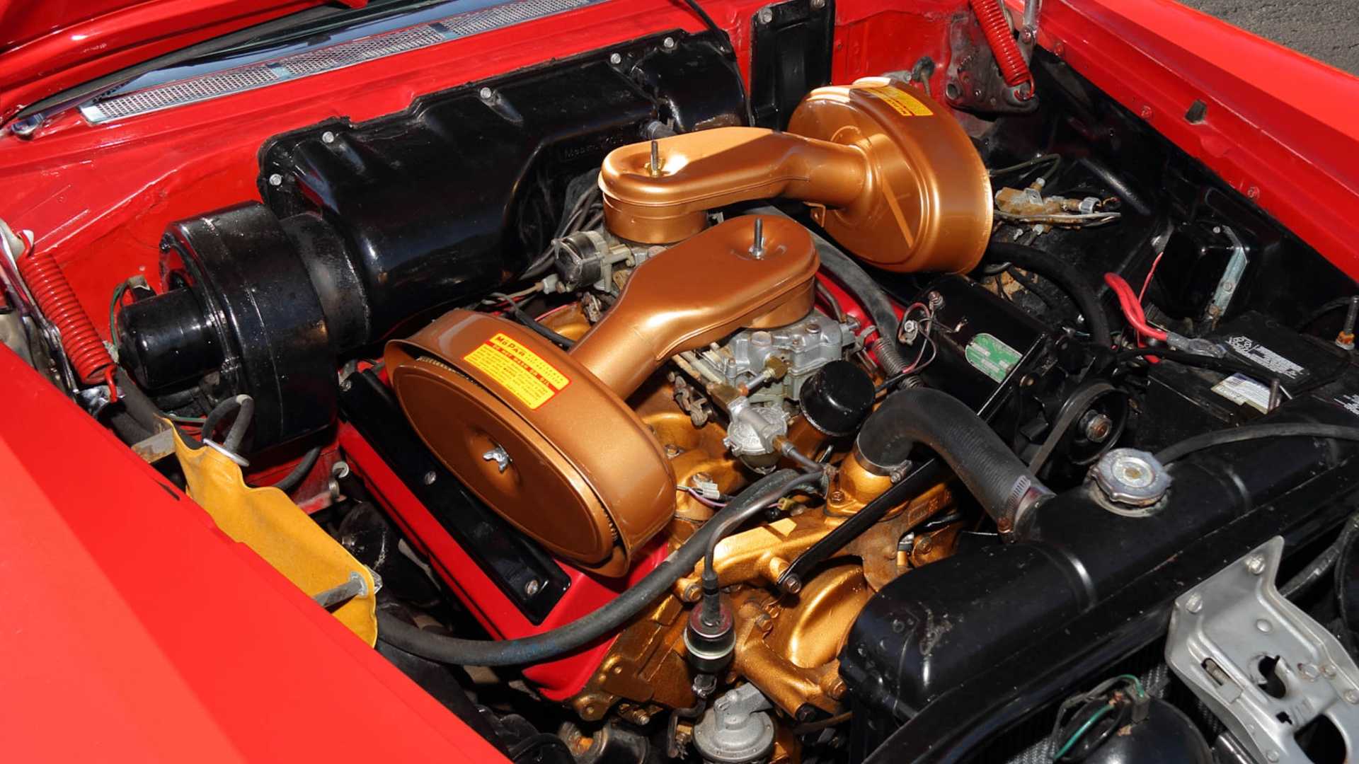 Engine of 1957 Dodge Coronet Super D500 Convertible