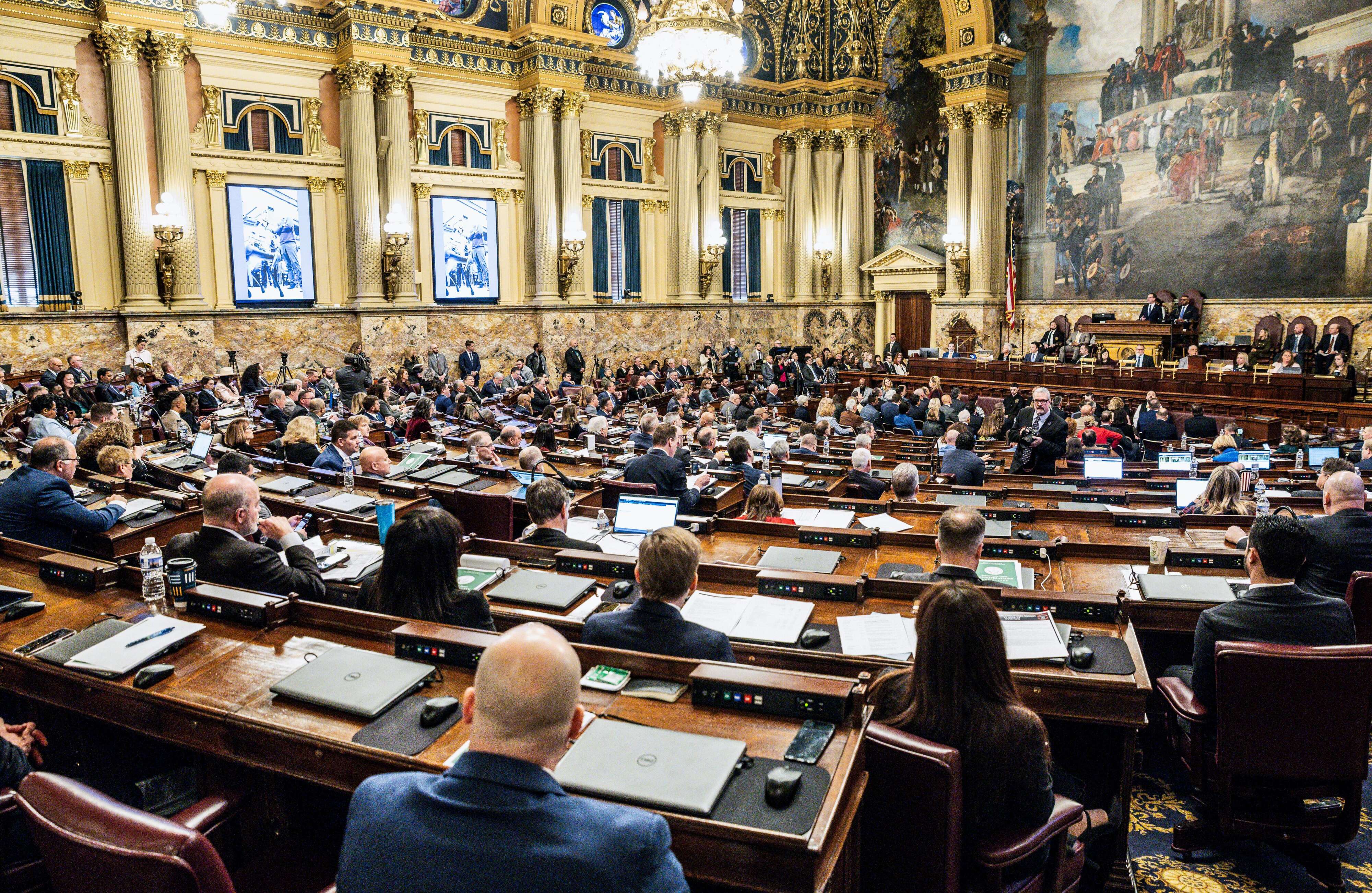 Pa. lawmakers' budget deal hinges on accounting trick to please all sides