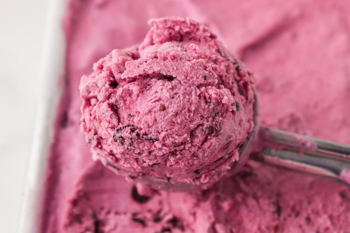 No Churn Ice Cream Recipes: 31 Flavors You Can Enjoy at Home