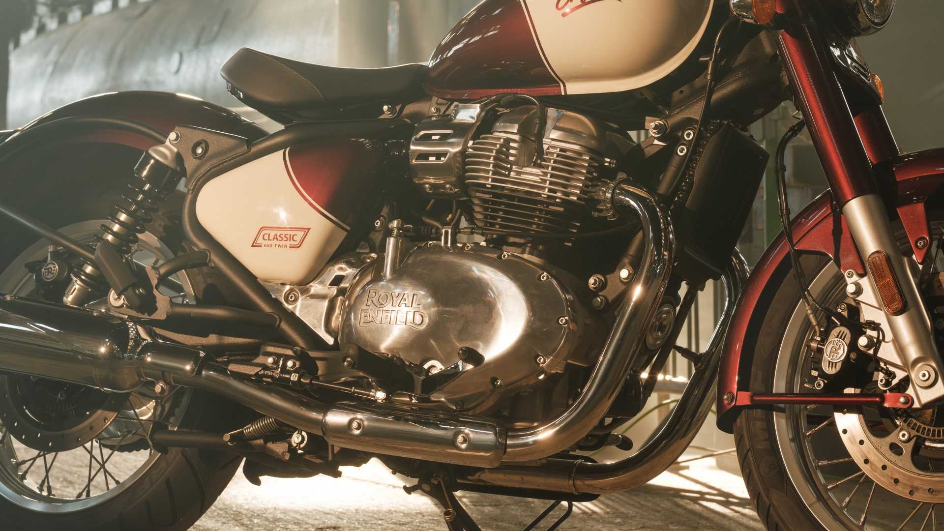 Royal Enfield Classic 650 twin-cylinder engine close-up shot