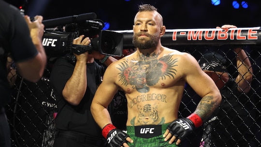 Conor McGregor loses to Max Holloway after injury, stats, prize money & highlights from UFC 329