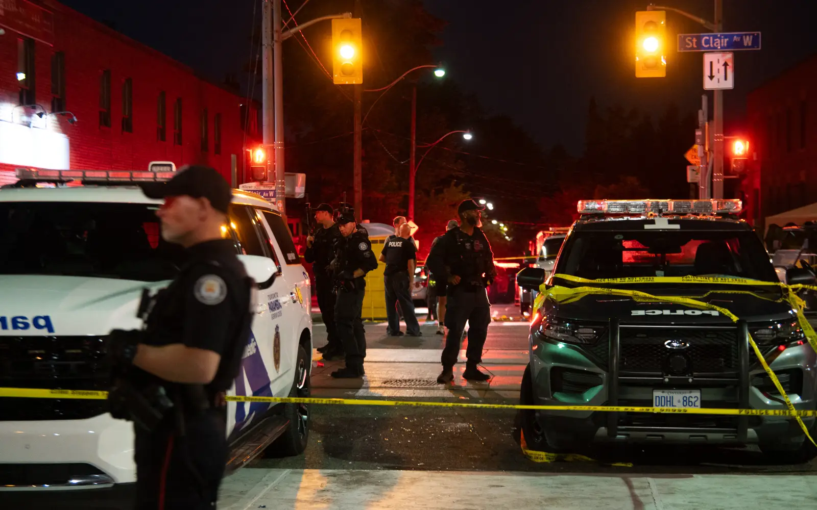2 dead, 3 hurt in Toronto shooting, attacker at large