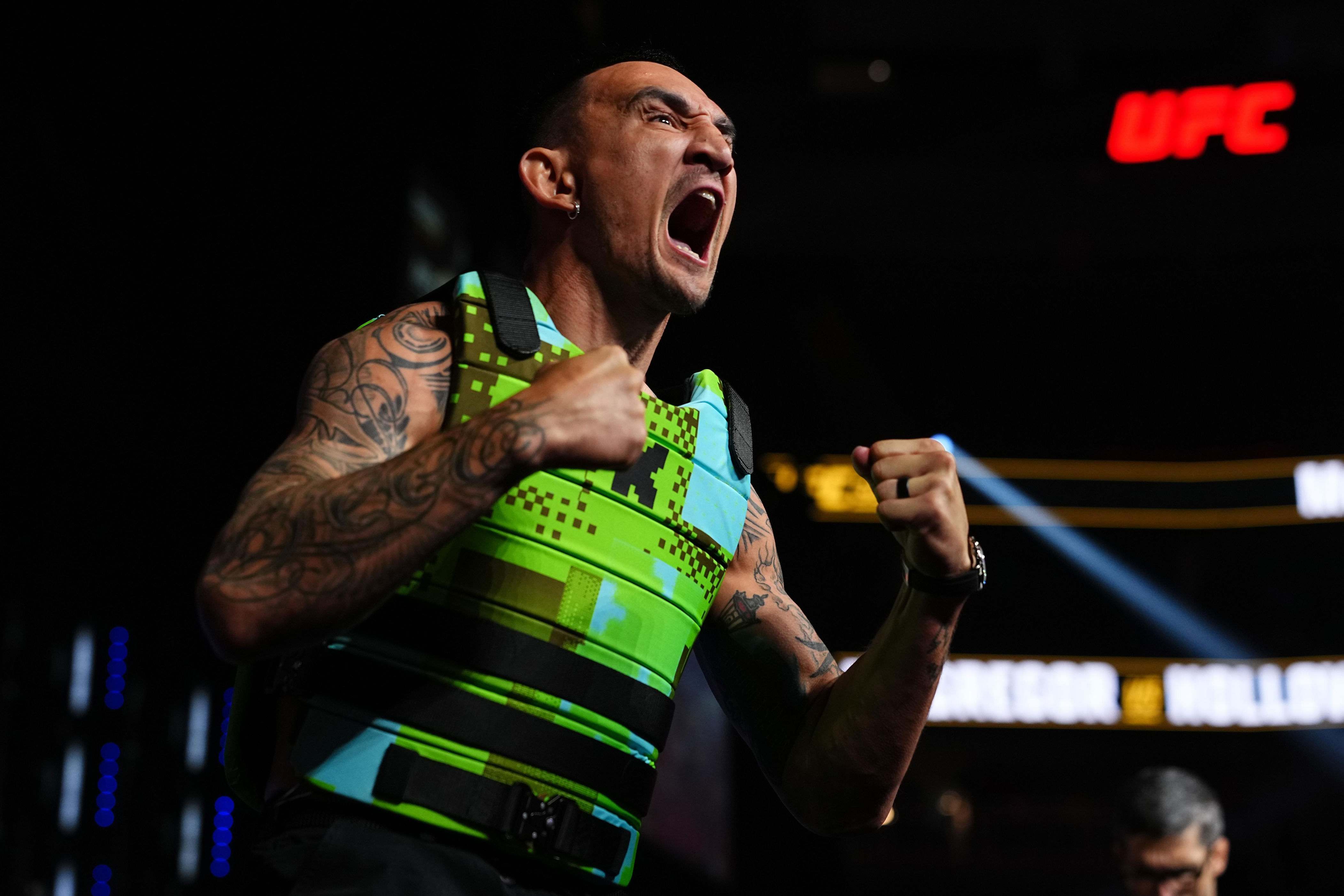 Again? Conor McGregor blows out knee on first kick, Max Holloway wins rematch | UFC 329