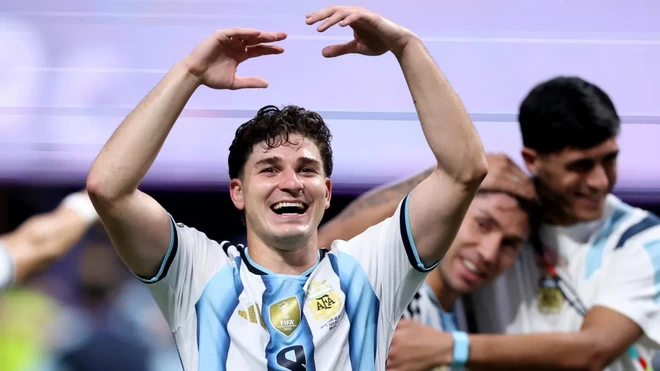 Messi mất danh hiệu cầu thủ hay nhất trận vào tay đồng đội