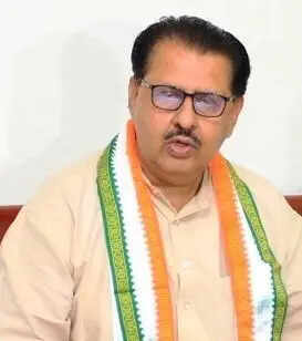 Haryana Congress begins grassroots overhaul, Dutt to tour 5 districts