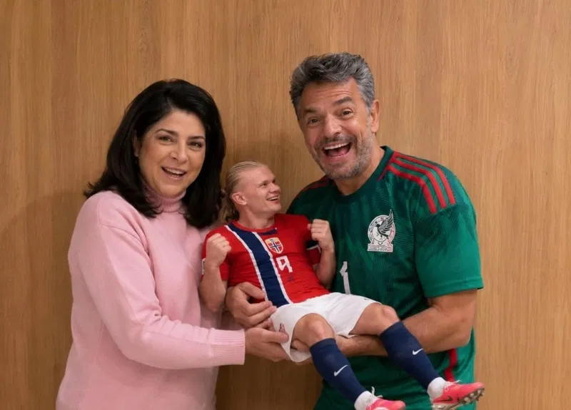 Eugenio Derbez pide foto con Haaland y las redes responden con memes y ...