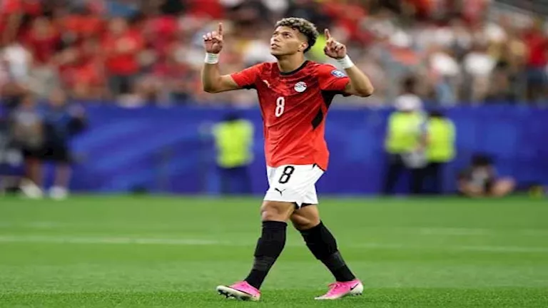 فيفا يختار إمام عاشور أفضل لاعب مصري في كأس العالم (2)