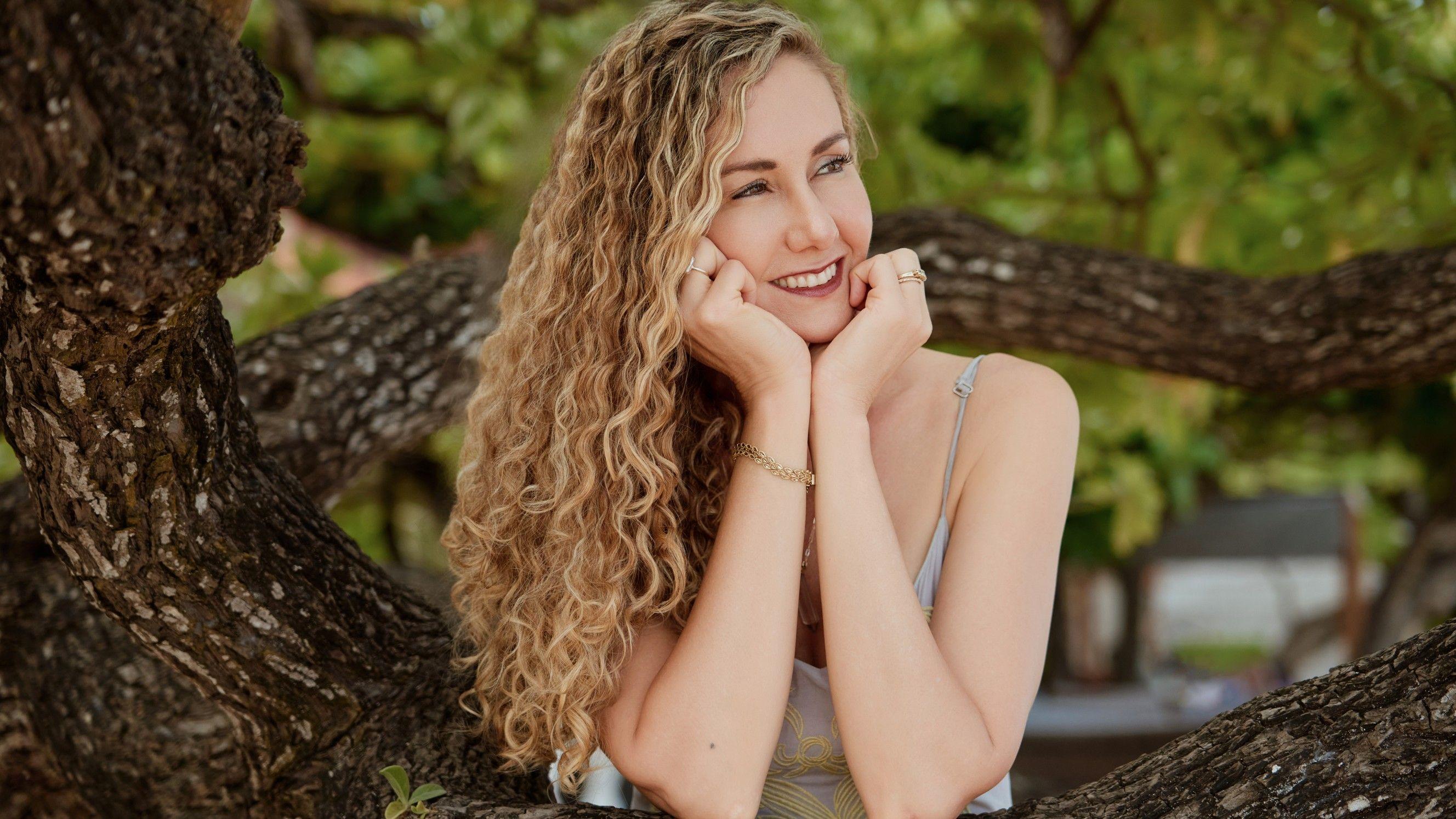 Amy Minkley trabalhou como professora no exterior, até se aposentar aos 44 anos