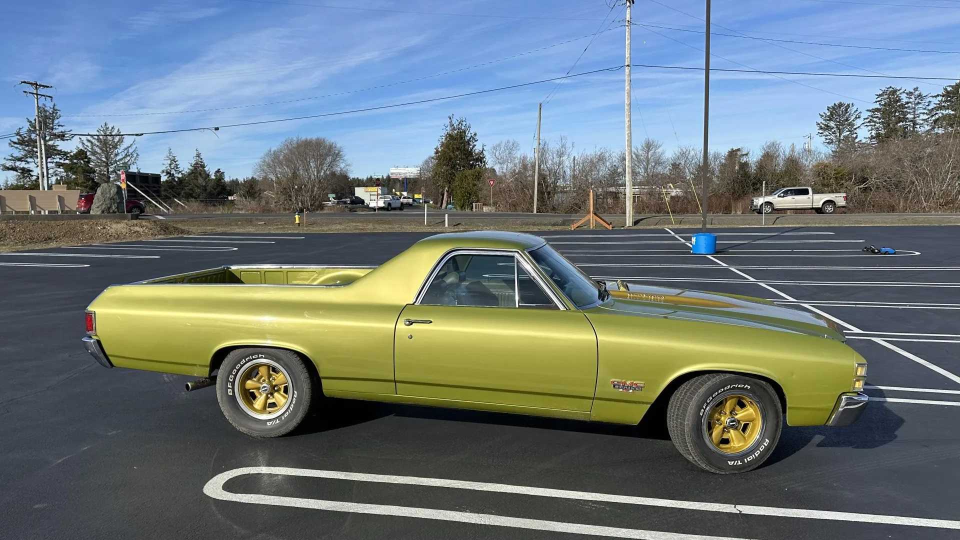1971 GMC Sprint SP 454 side