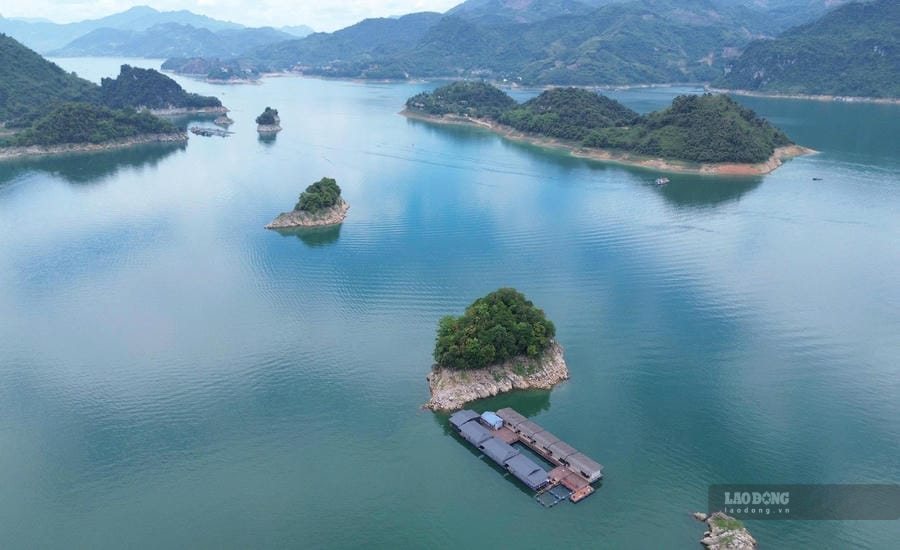 Xã miền núi Mường Hoa đầu tư 23 tỉ đồng mở rộng đường trục chính