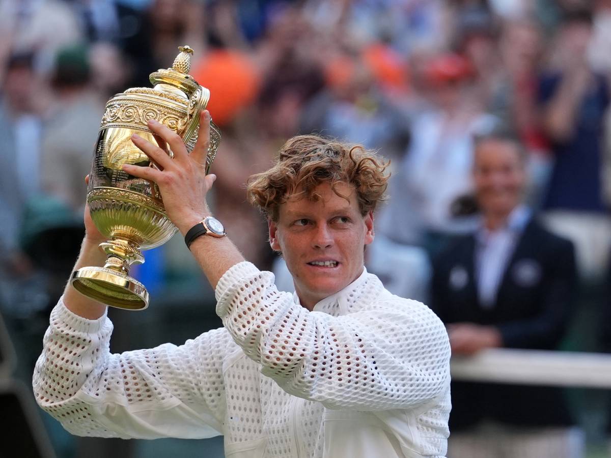 Wimbledon, Sinner di nuovo re. Zverev sconfitto in 4 set dopo una finale tiratissima