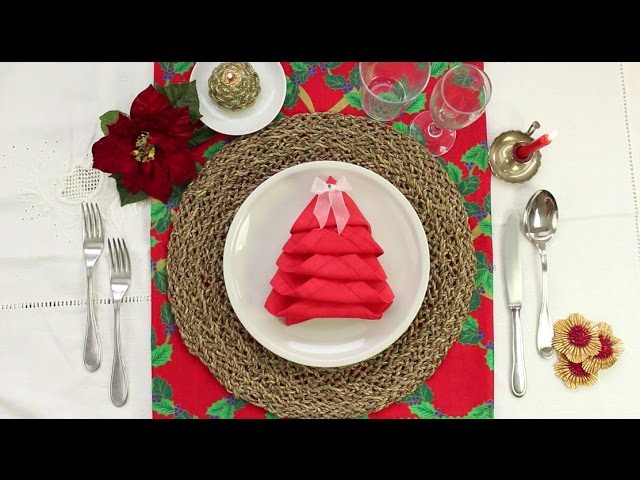 How to fold a Christmas tree napkin | Easy festive table decor tutorial