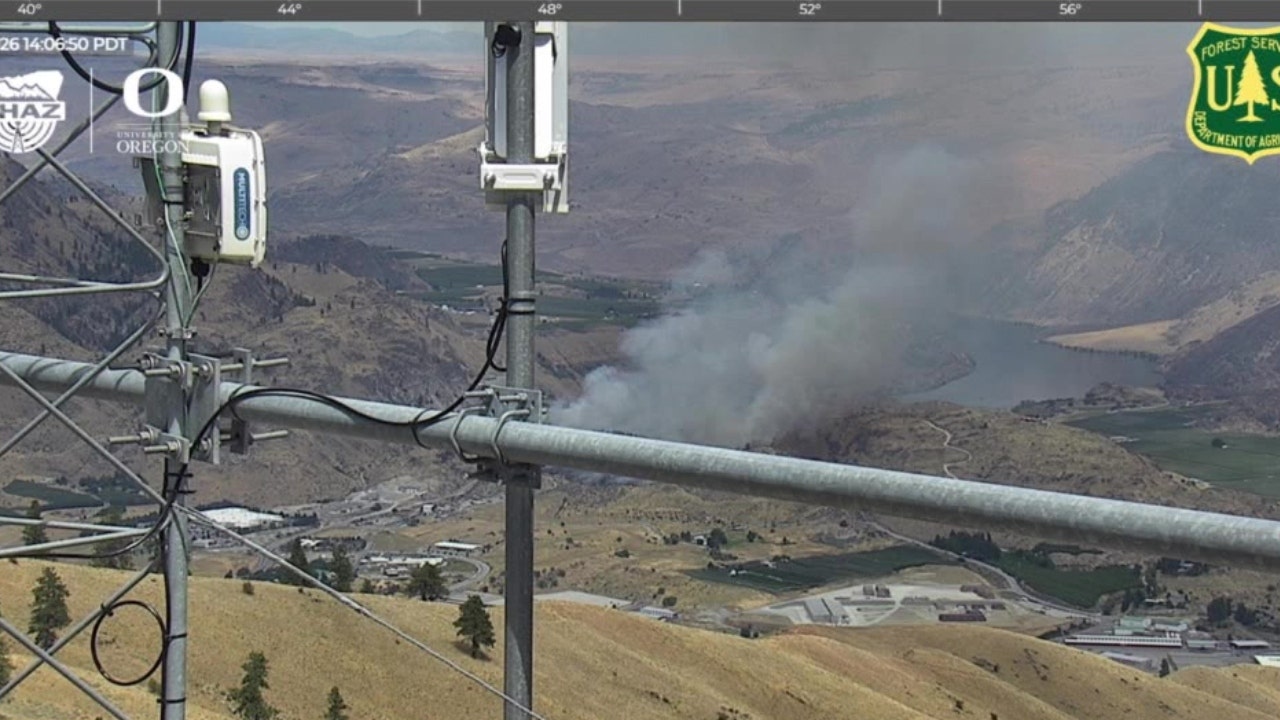 'Transfer fire' near Lake Chelan, WA: Evacuation orders lifted