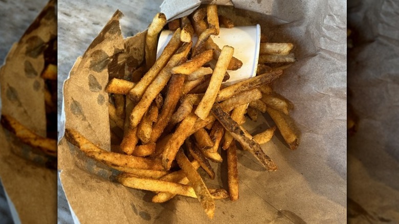 A pile of Five Guys Cajun Fries