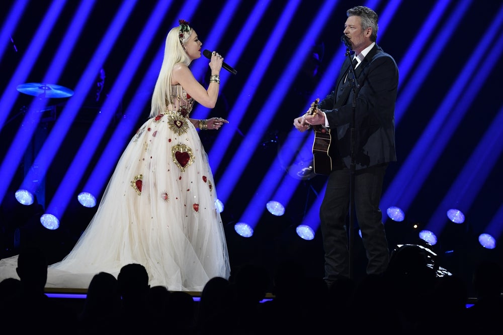 Jan 26, 2020; Los Angeles, CA, USA; Blake Shelton (right) performs Nobody but you with Gwen Stefani during the 62nd annual GRAMMY Awards on Jan. 26, 2020 at the STAPLES Center in Los Angeles, Calif. Mandatory Credit: Robert Hanashiro-USA TODAY