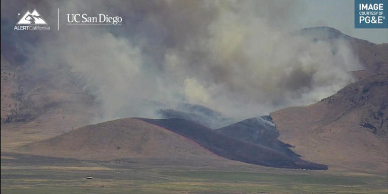Elephant Fire explodes overnight as it spreads uncontrollably