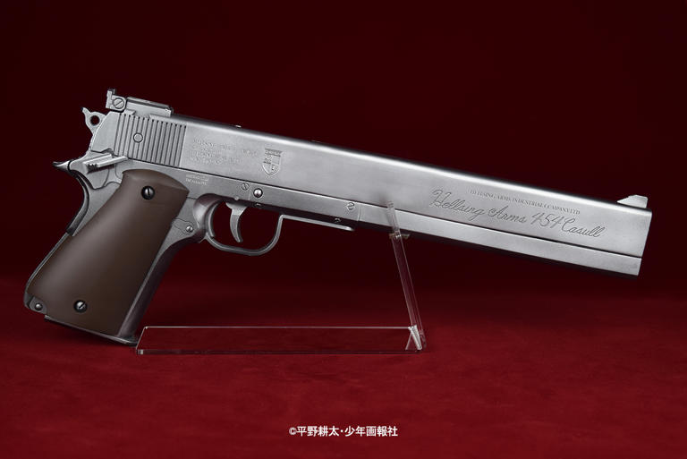 アルゴ舎、「HELLSING」のアーカードが使う2つの銃「ジャッカル」と
