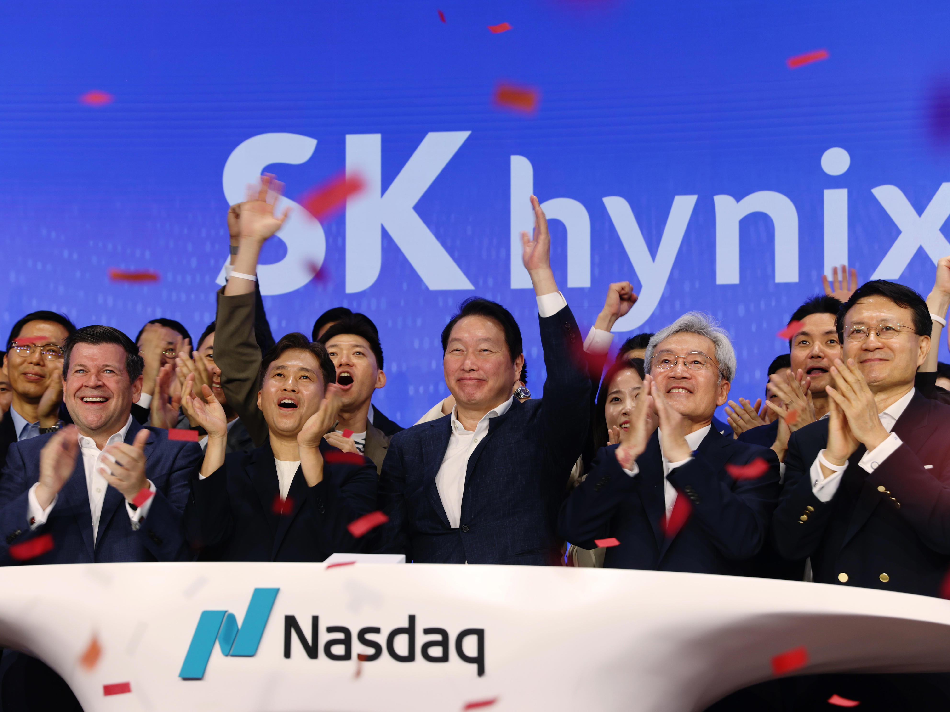 SK Hynix suffers a record stock plunge after its US debut euphoria