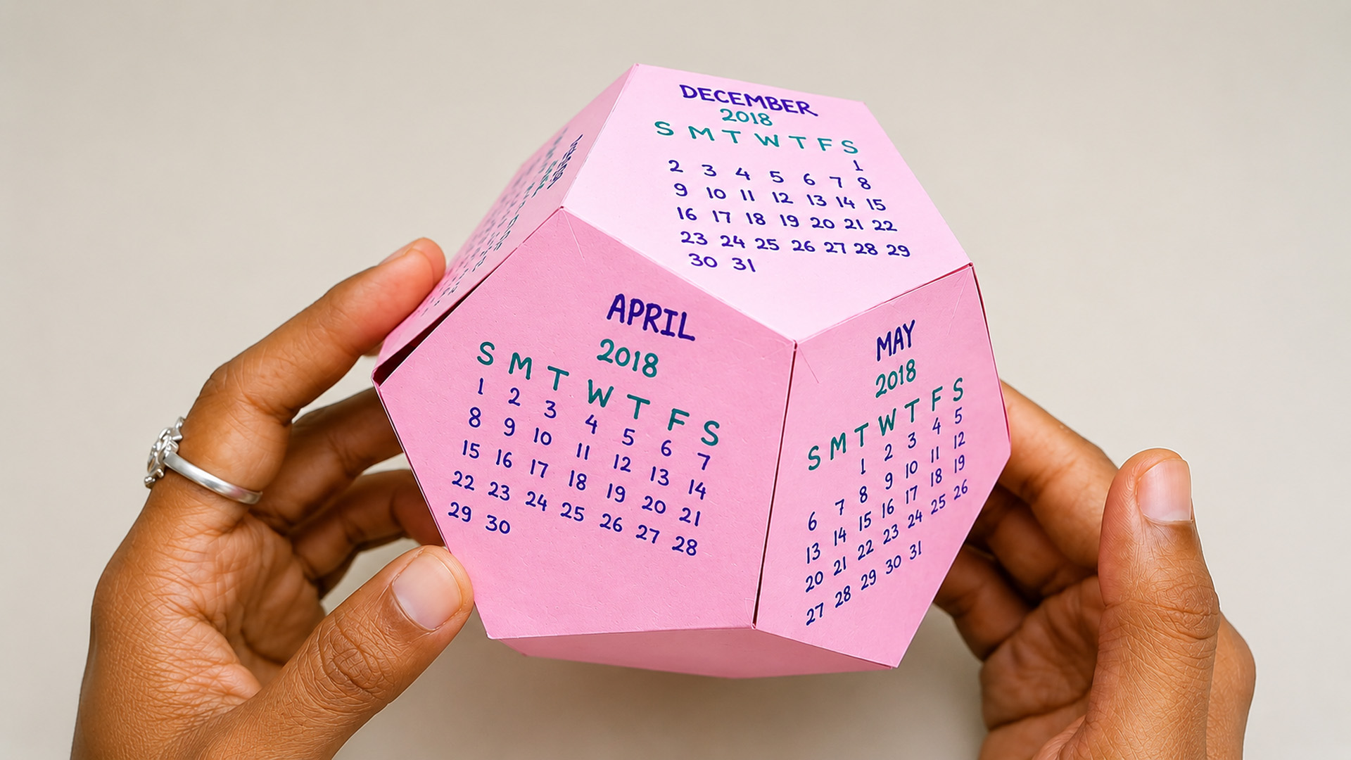 Creative DIY 3D paper ball calendar