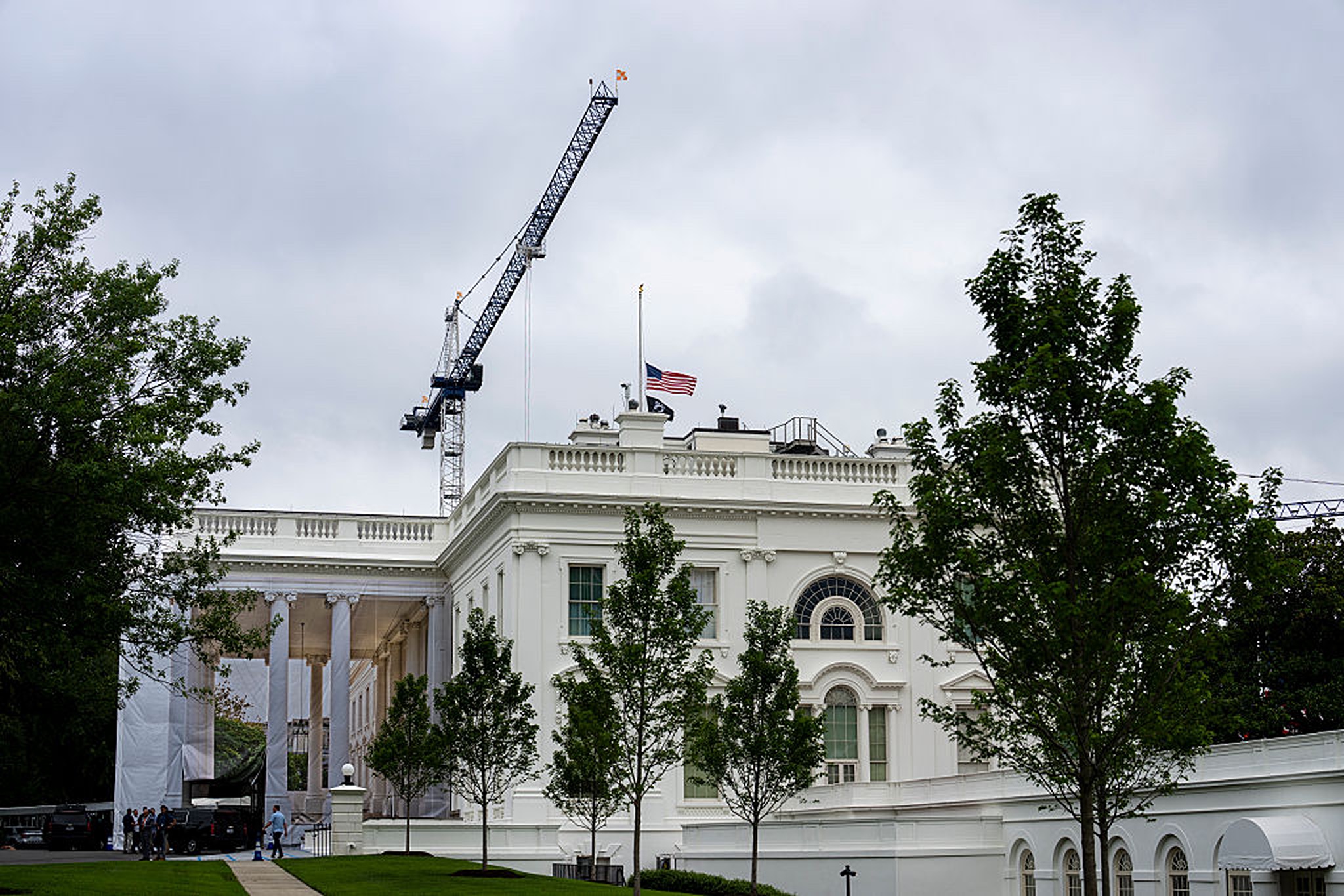 US flags ordered to fly half-staff to honor Lindsey Graham