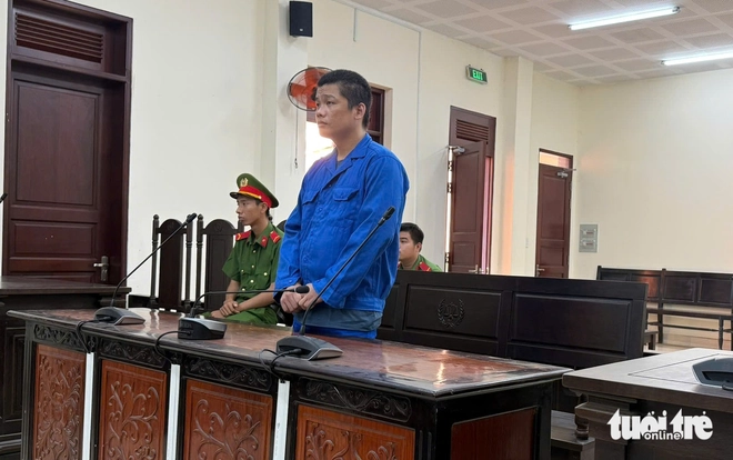 Người cha lãnh 3 năm tù vì ép con 7 tuổi bán vé số, đánh đập dã man vì bán không đủ tiền