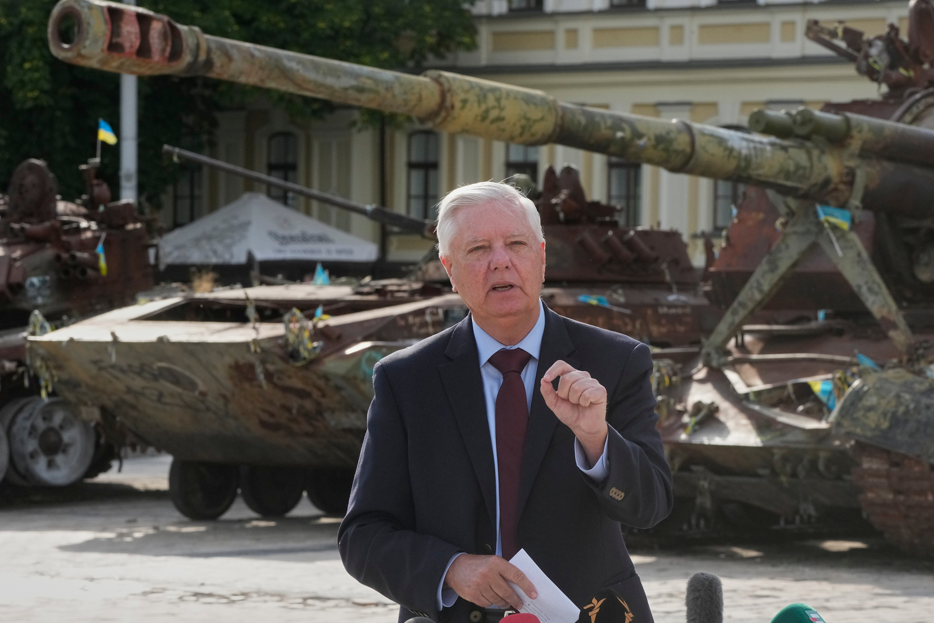 Without Graham, Ukraine confronts less certain US support
