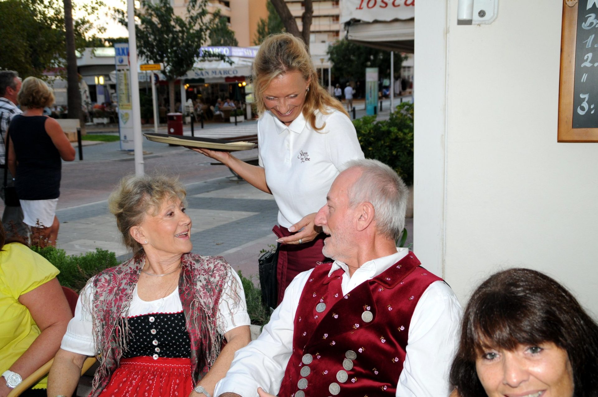 How to learn a language in your 50s – and slow down brain ageing