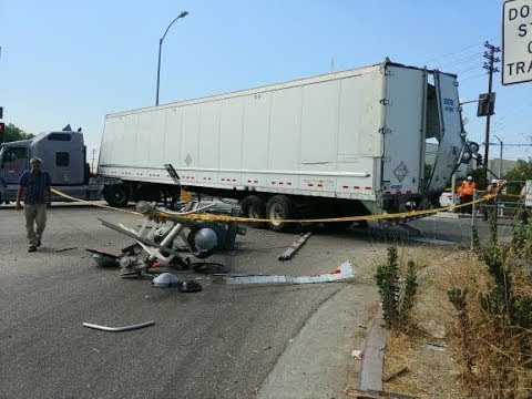 Big rig hit by train - recovered by Pepe's Towing