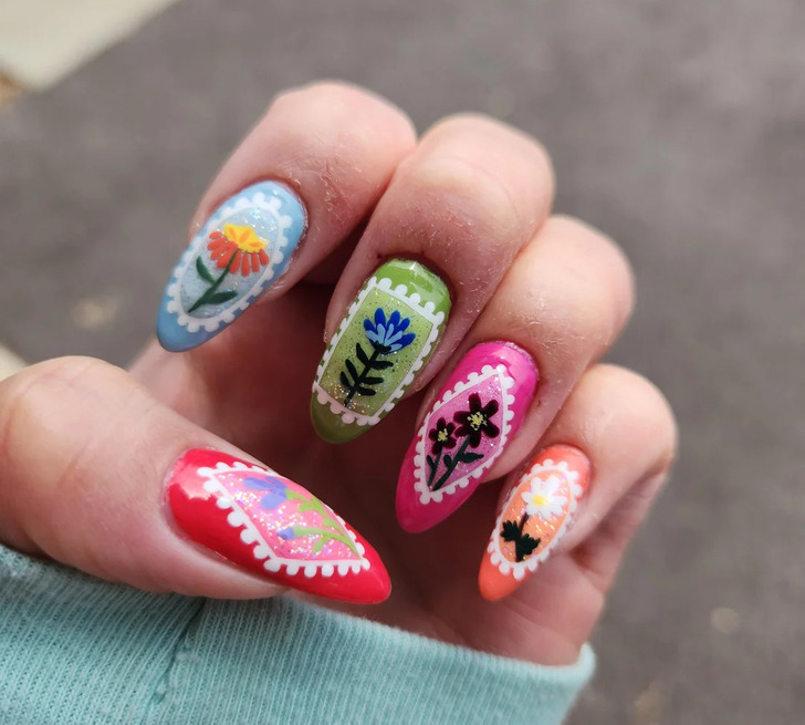 19 Women Showed Their Summer Manicures and Proved That Nail Art Is Pure Joy at Any Age